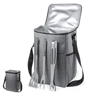Set de barbacoa Arcadia con bolsa nevera y 3 utensilios de poliéster 300D RPET/ PEVA, vista frontal