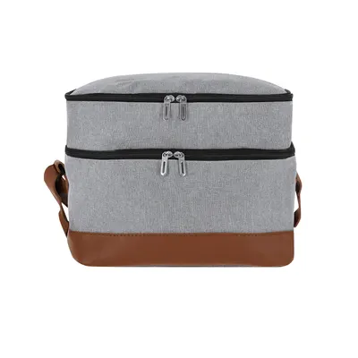 Nevera de RPET Chandak 600D 15 l con bandolera de polipiel personalizable