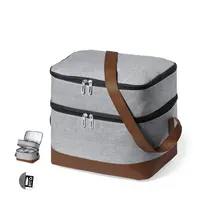 Nevera de RPET Chandak 600D 15 l con bandolera de polipiel de poliéster 600D RPET/ PU/ aluminio, vista frontal
