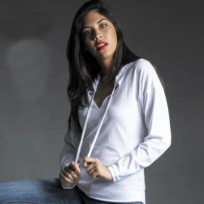 Camiseta manga larga Yuk con capucha 160 g personalizable