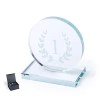 Placa trofeo de cristal Owen con base cuadrada de cristal, vista frontal