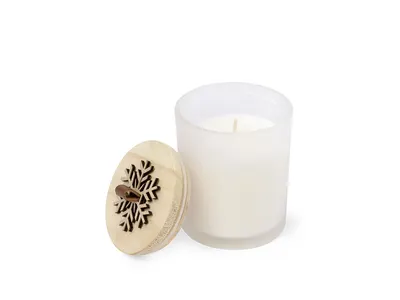 Vela navideña de vainilla con tapa de madera copo personalizable
