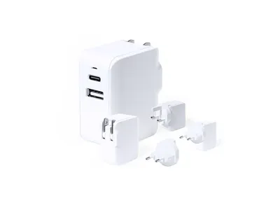 Adaptador de viaje multirregión con USB personalizable