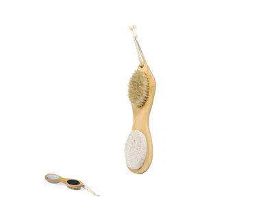 Cepillo exfoliante de madera Cierny con cordón personalizable