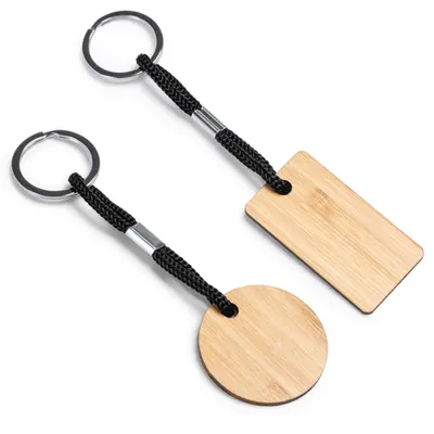Llavero de madera Yeste con cordón rectangular o redondo personalizable