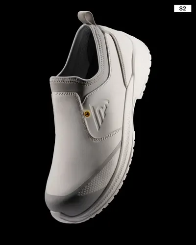 Calzado laboral impermeable Pearl con cuello de licra personalizable