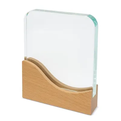 Trofeo cristal base madera 15 × 18,2 cm personalizable