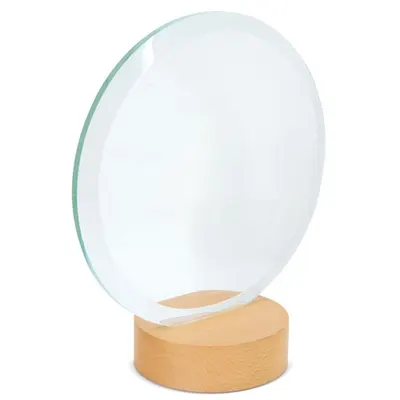 Trofeo cristal y madera 18 × 21 cm personalizable