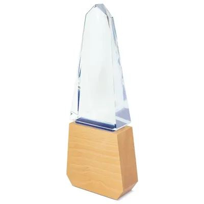 Trofeo cristal tallado forma de montaña personalizable